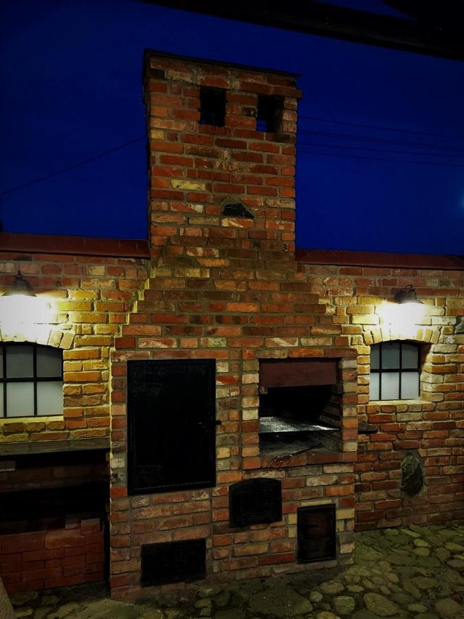 Dom Goscinny Przy Jeziorze Gardna Wielka Exterior foto